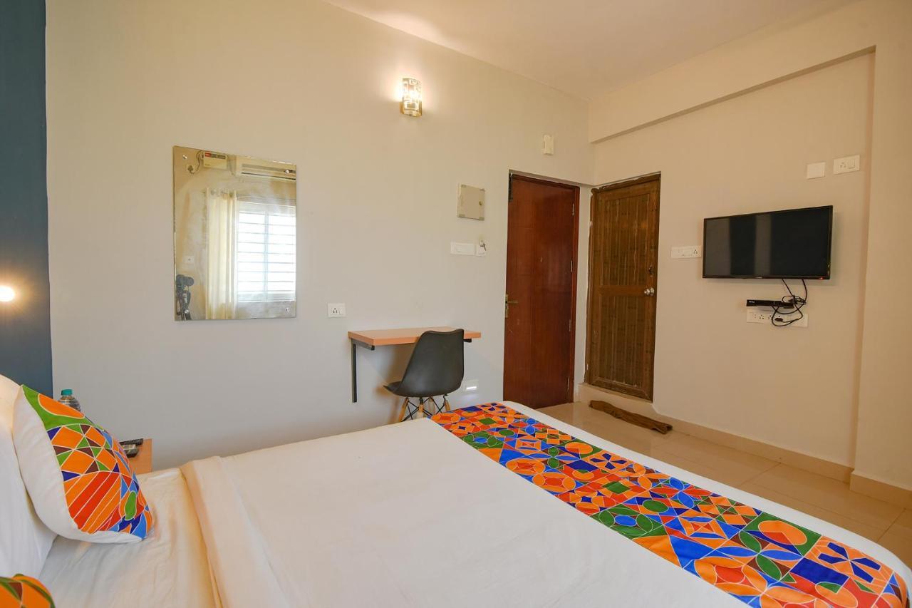Fabhotel Sasti Inn - Nr Green Meadows Resort & National Institute Of Ocean Technology Siruseri Екстер'єр фото